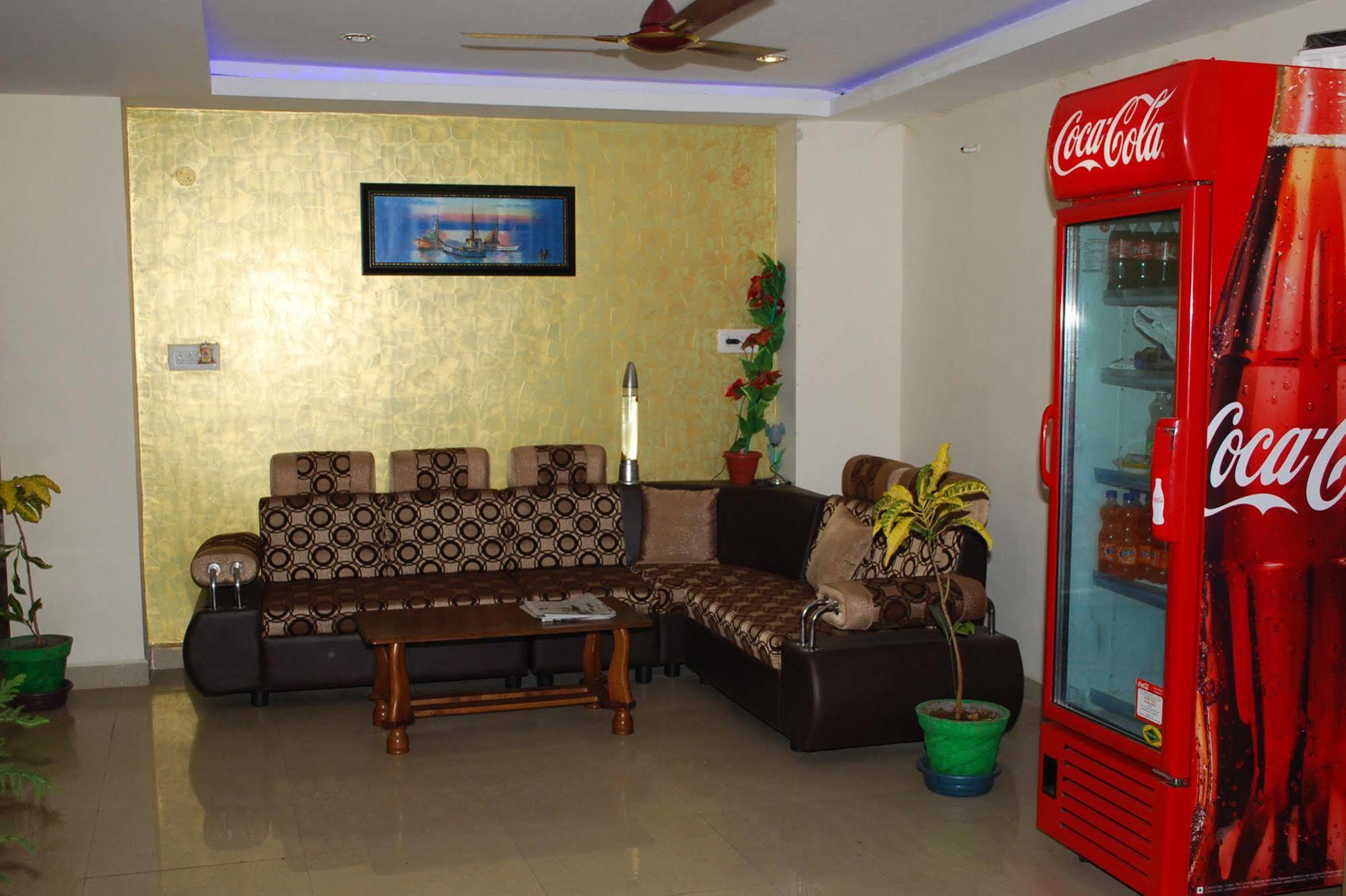 Kek Accommodation Chennai Eksteriør bilde