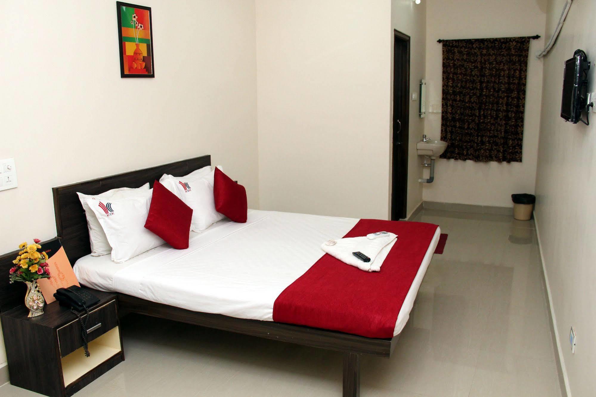 Kek Accommodation Chennai Eksteriør bilde